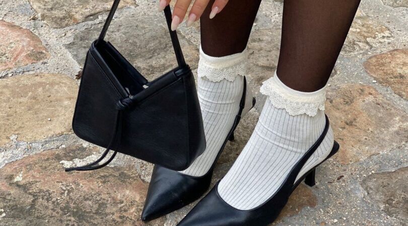 Slingbacks.