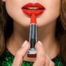 Zo bepaal je welke rode lippenstift het beste bij jou past