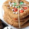 In 7 stappen maak jij deze kerst chocolate chip M&M cookies