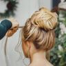 Dit zijn de mooiste feestelijke lente haarlooks voor 2021