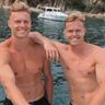 Vier Steamy Saturday met deze superhotte twins!