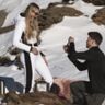 Romee Strijd is ten huwelijk gevraagd en de ring is echt e-norm