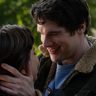 Bree en Wrigley in Tell Me Lies op Disney+.