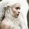 Foto van Emilia Clark in de serie: Game of Thrones.