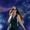 Anna Hathaway voor een astrologische achtergond.